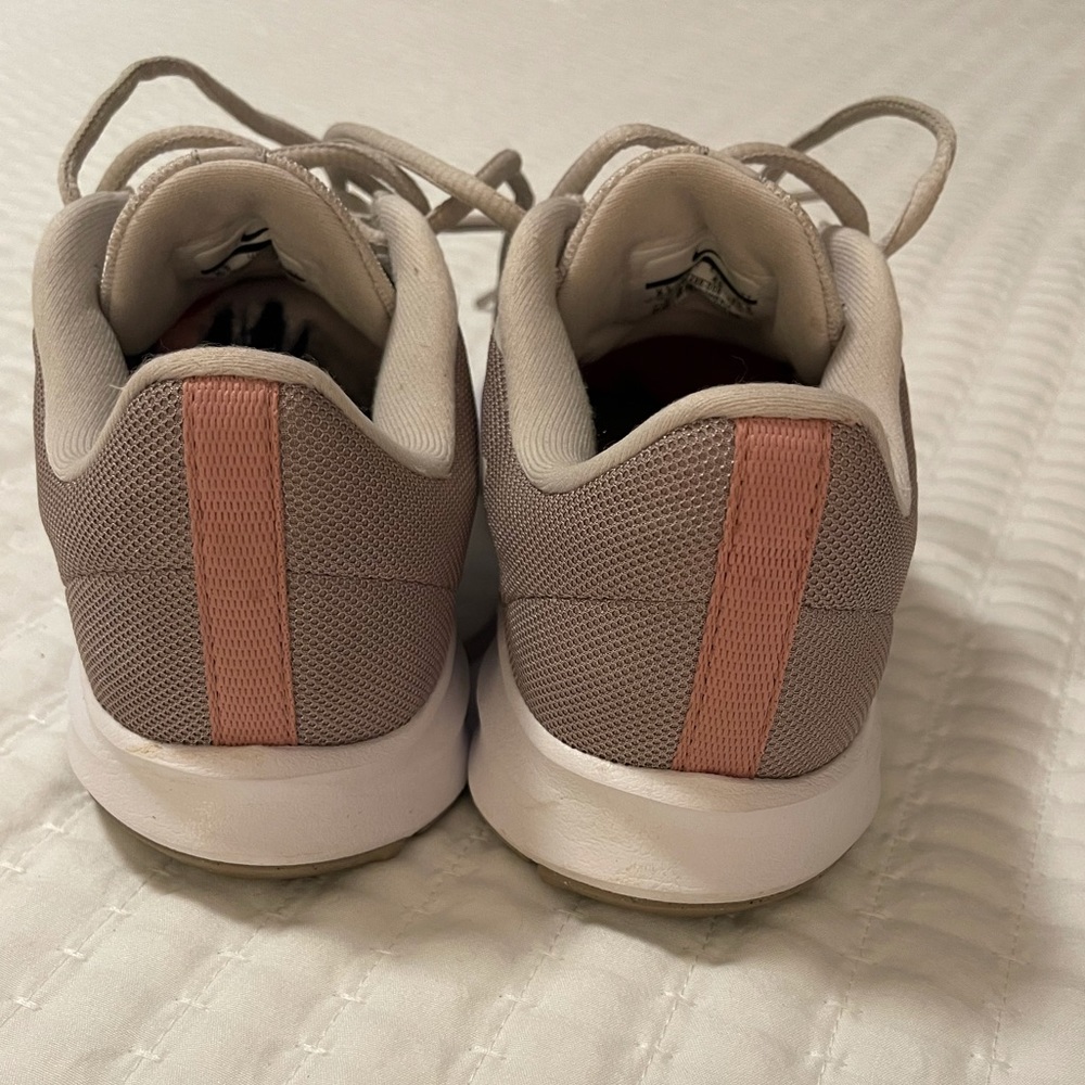 Women’s 8.5 - Nike Running Downshifter - Picture 5 of 5